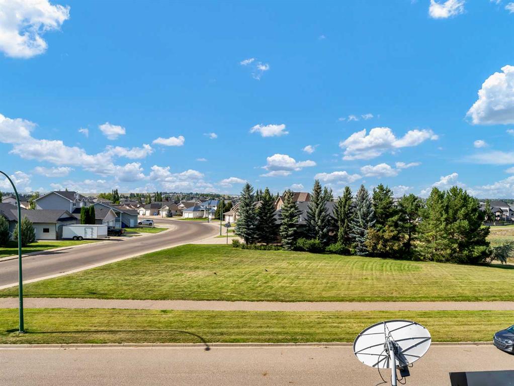 #12 89 Sunrise Way SW
