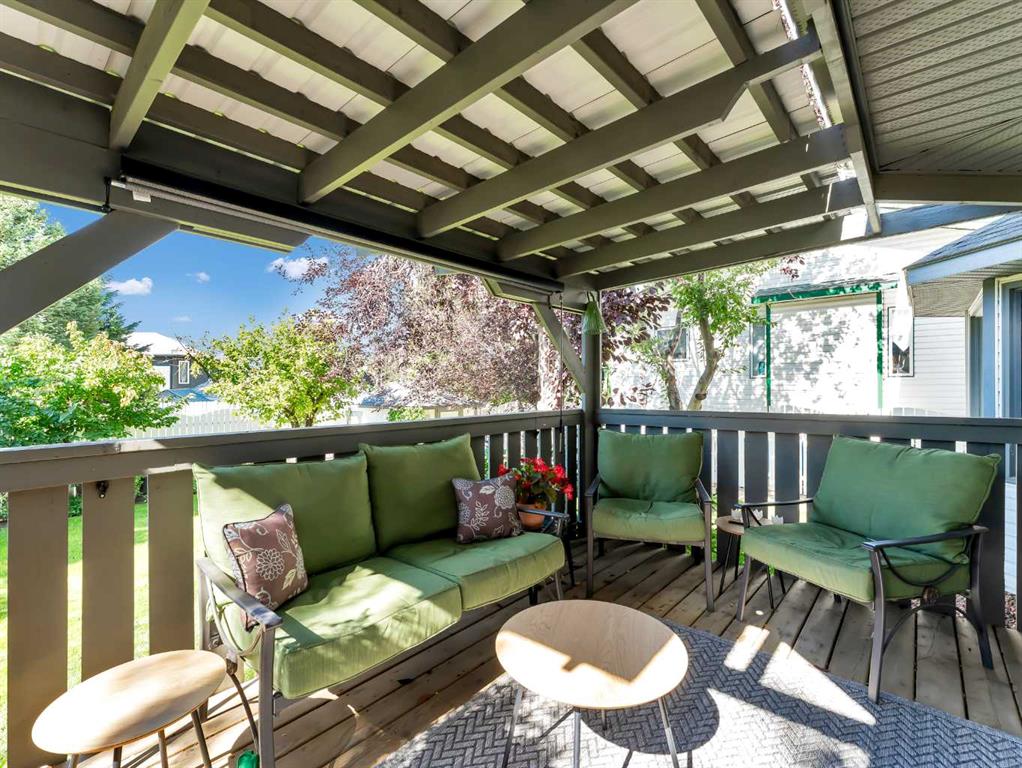 805 Ross Glen Drive SE