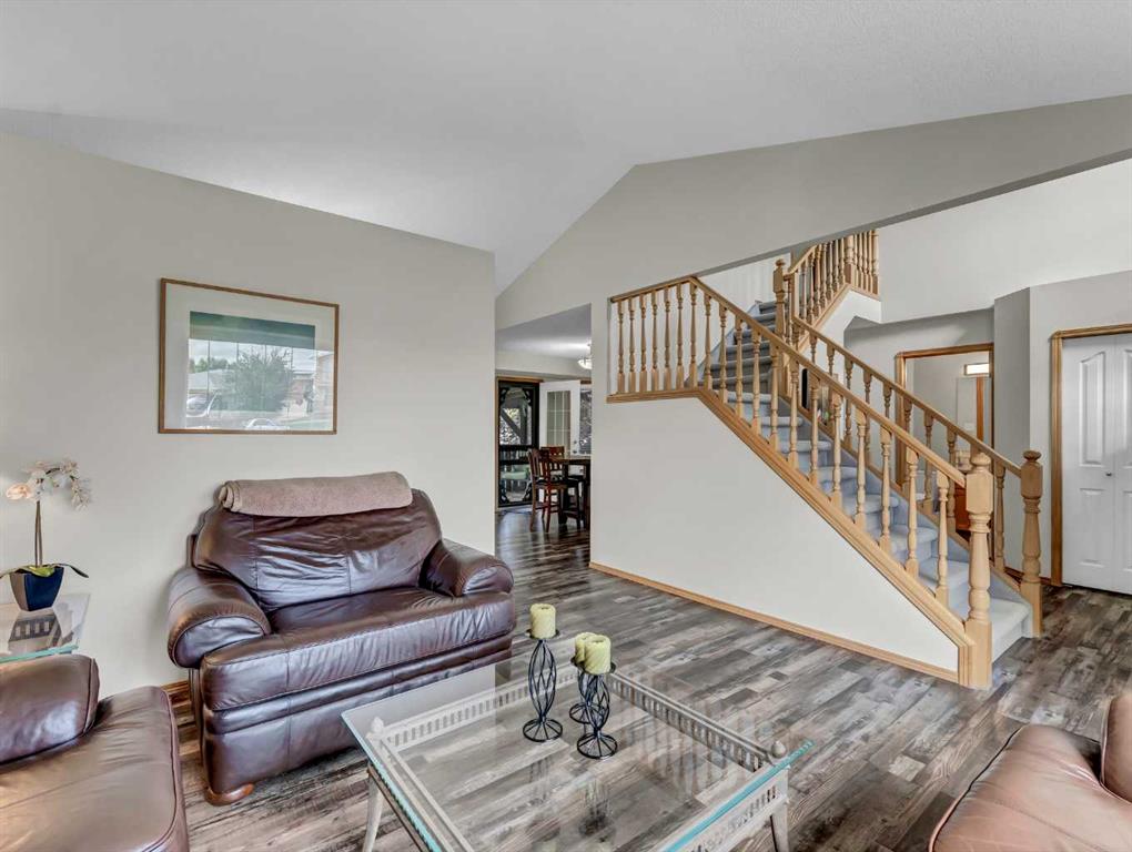 805 Ross Glen Drive SE