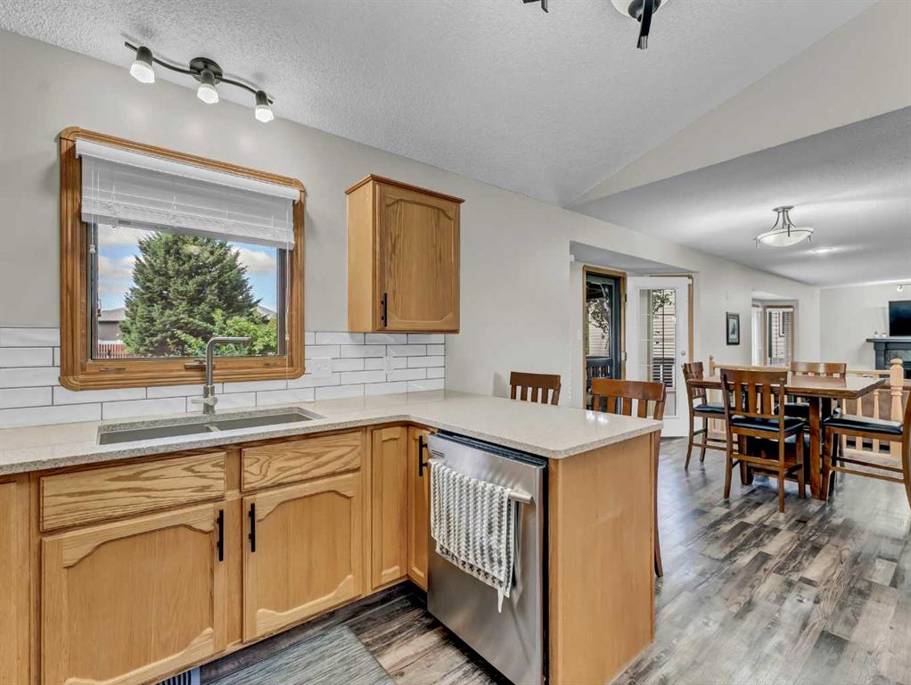 805 Ross Glen Drive SE