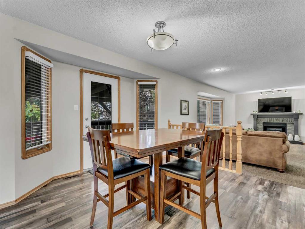 805 Ross Glen Drive SE