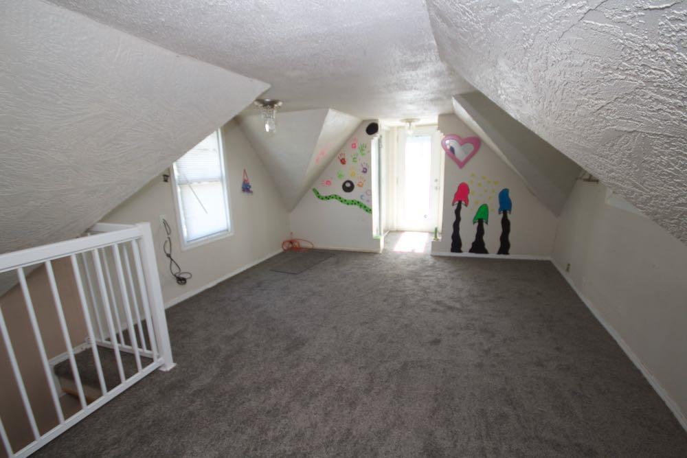 25 4 Street NE