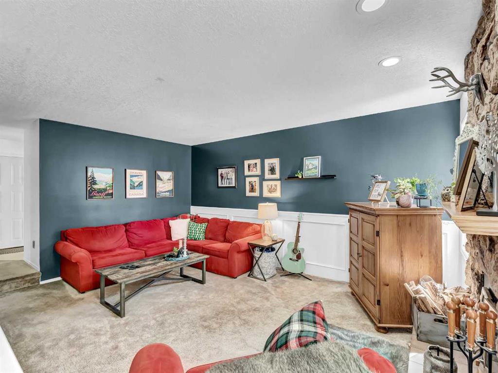 18 Rideau Crescent SE