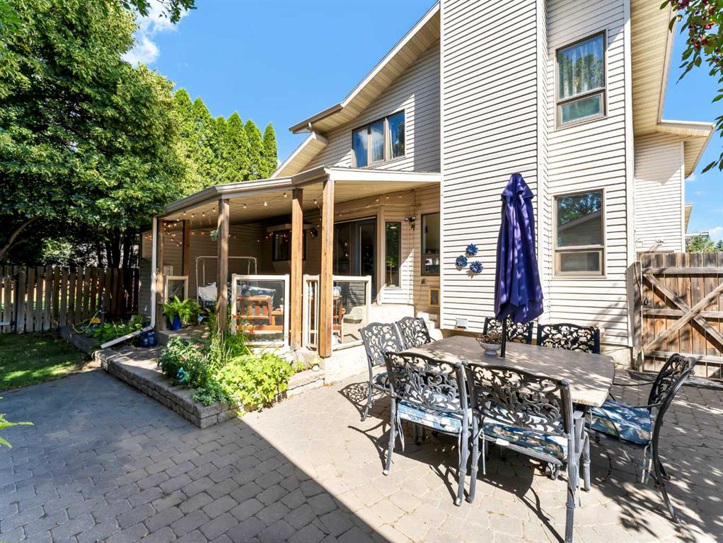 18 Rideau Crescent SE