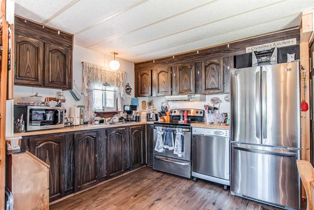27 De Havilland Boulevard SW