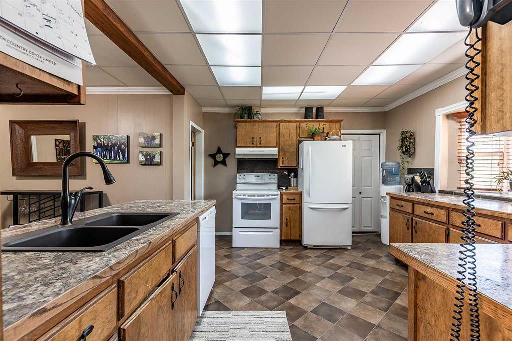 11513 Range Road 62  
