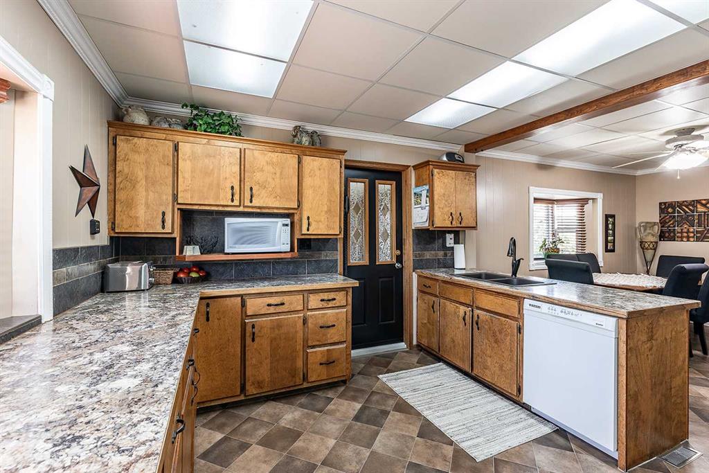 11513 Range Road 62  