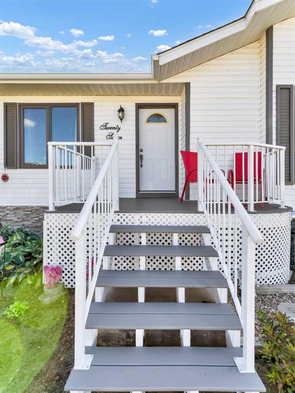 27 Turner Drive SE