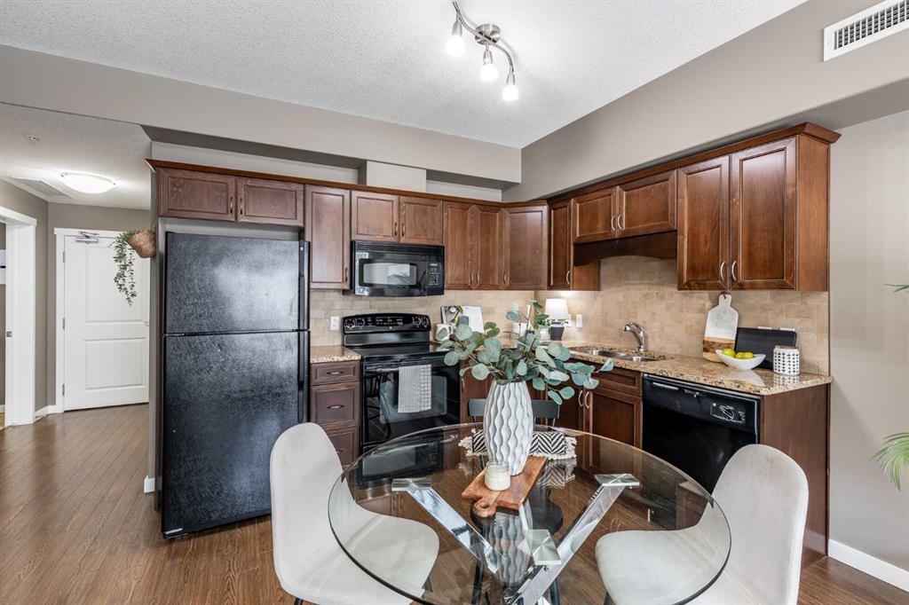 #303 19 Terrace View NE