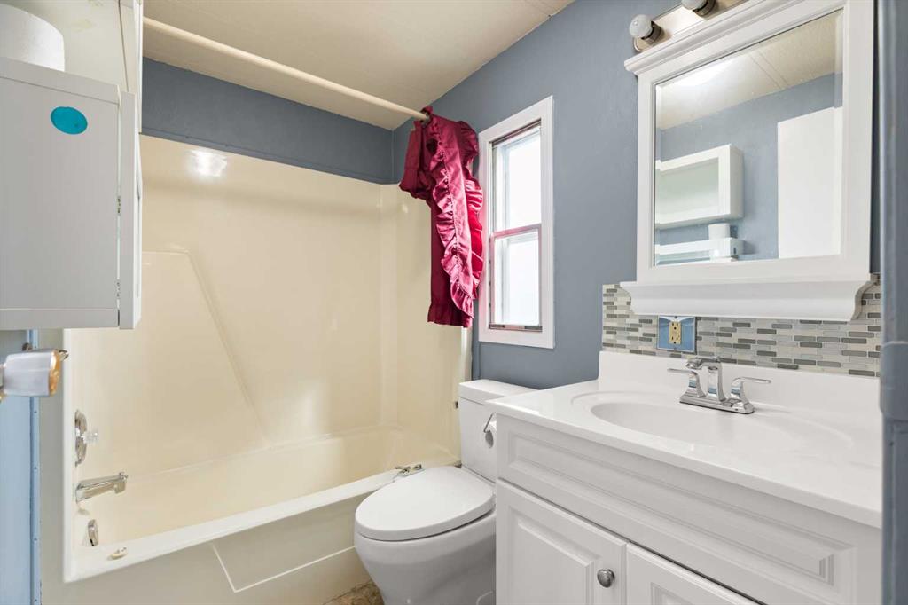 33 De Havilland Boulevard SW
