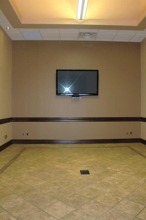 #104 and 105 2201 Box Springs Boulevard NW