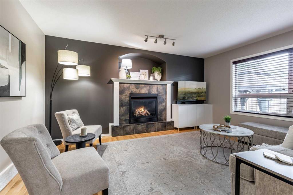 116 Vista Close SE