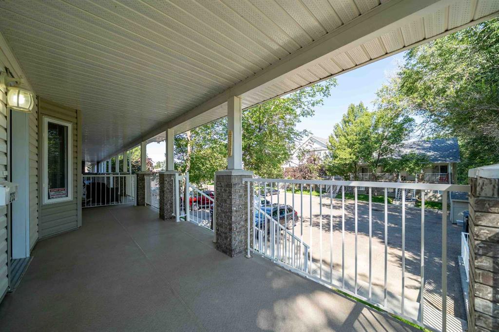 233 Washington Way SE