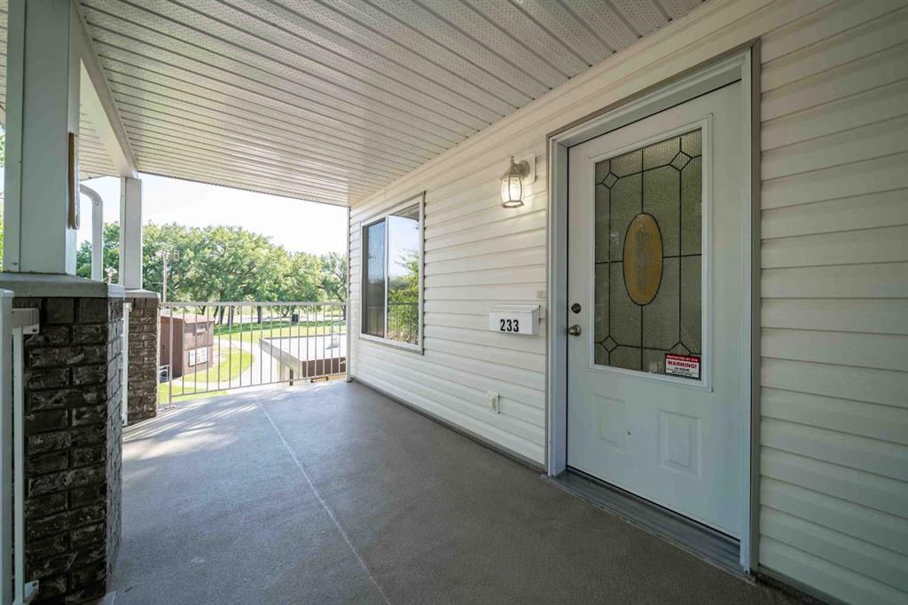 233 Washington Way SE