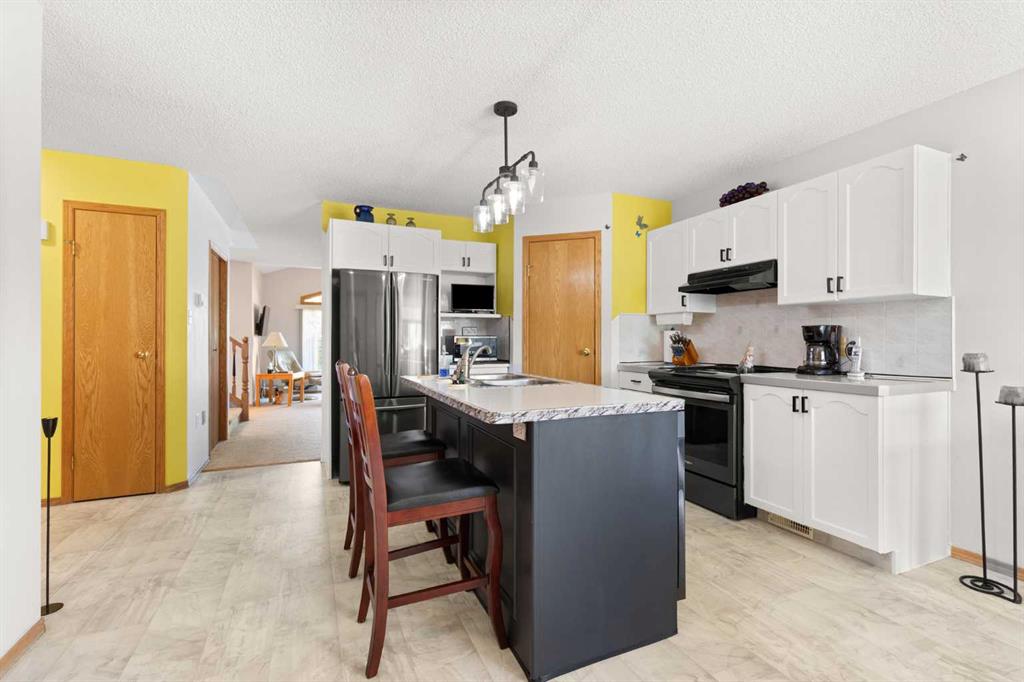 #308 165 South Ridge Drive SE
