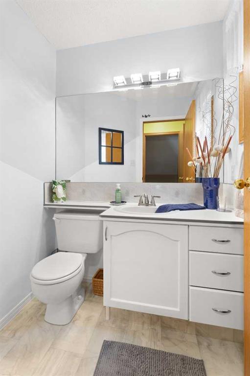 #308 165 South Ridge Drive SE