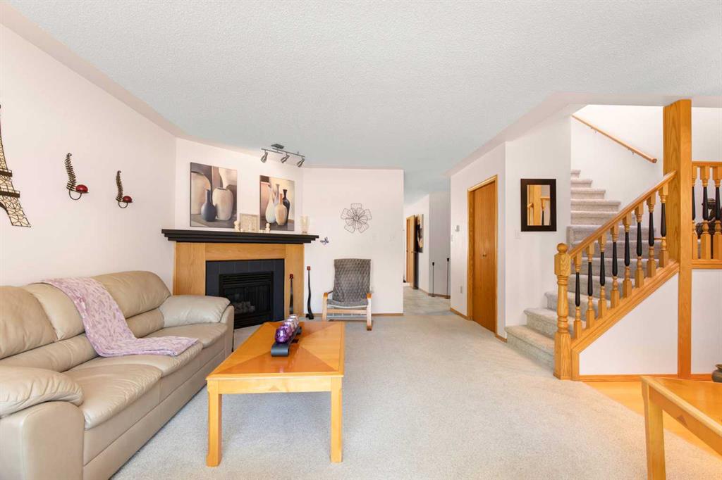 #308 165 South Ridge Drive SE
