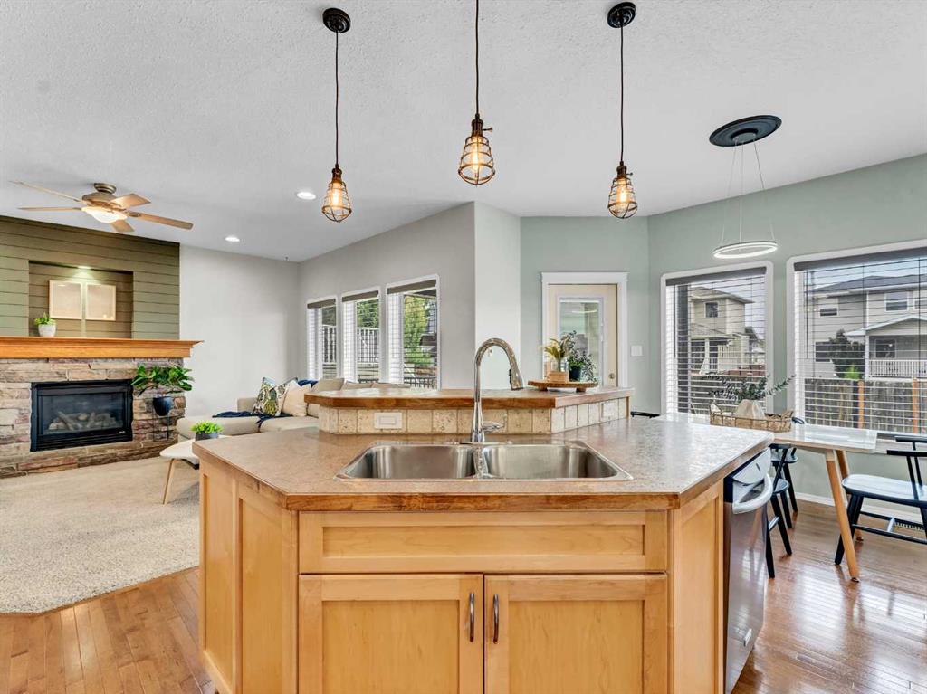 23 Vista Avenue SE
