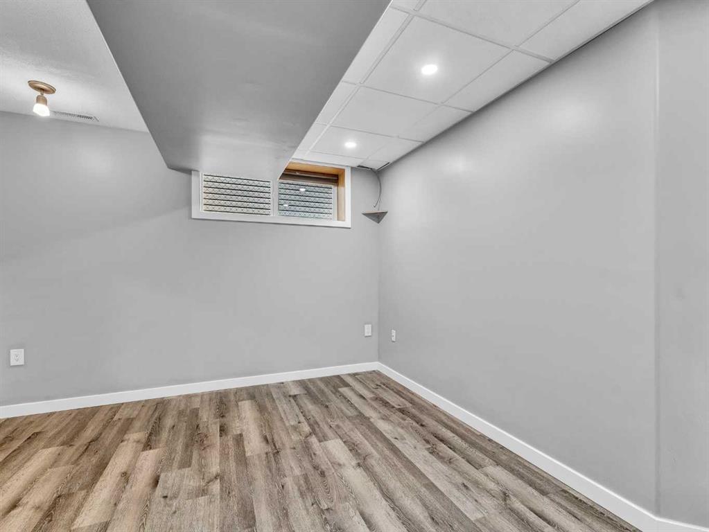 23 Vista Avenue SE