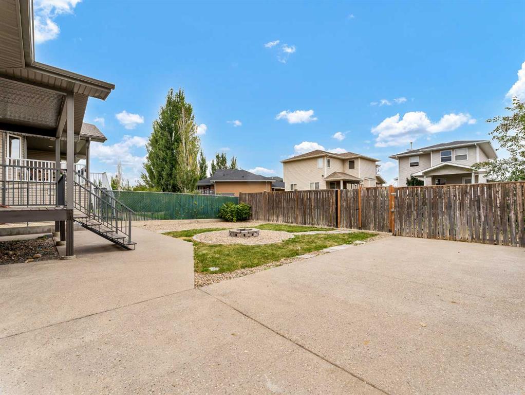 23 Vista Avenue SE