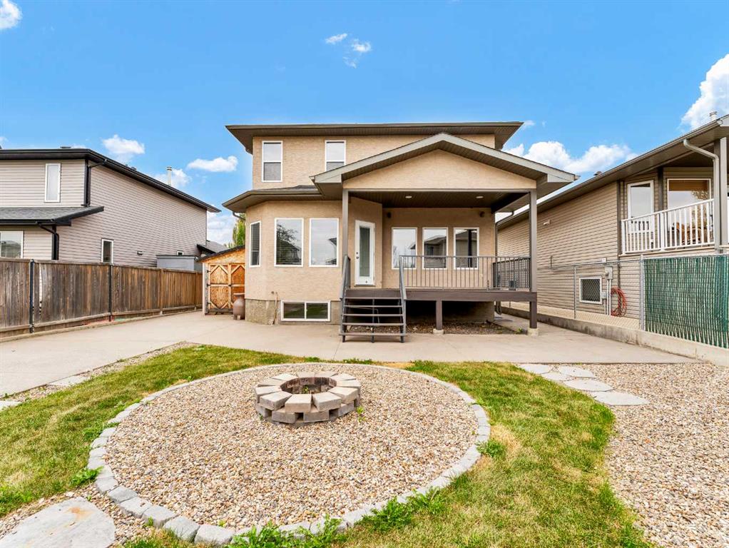 23 Vista Avenue SE