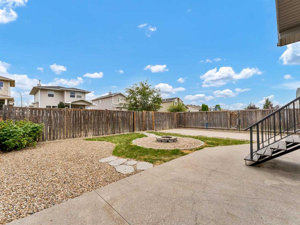 23 Vista Avenue SE
