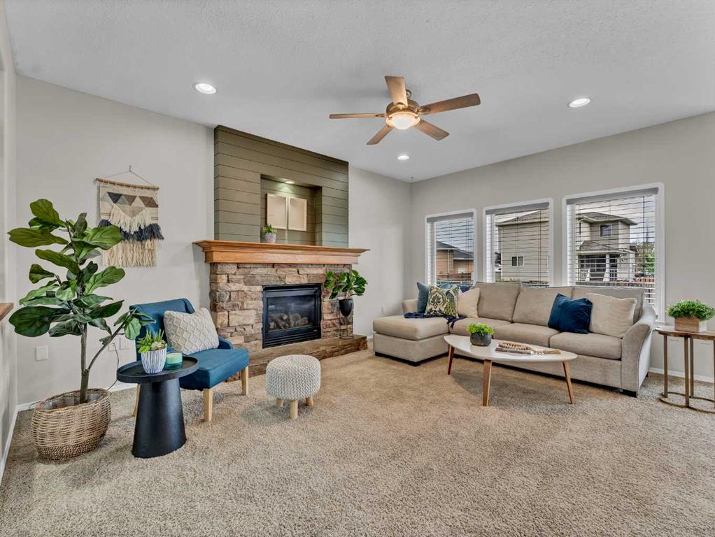 23 Vista Avenue SE