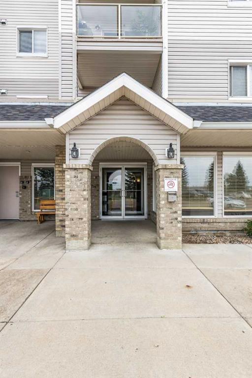 #220 1648 Saamis Drive NW, Medicine Hat