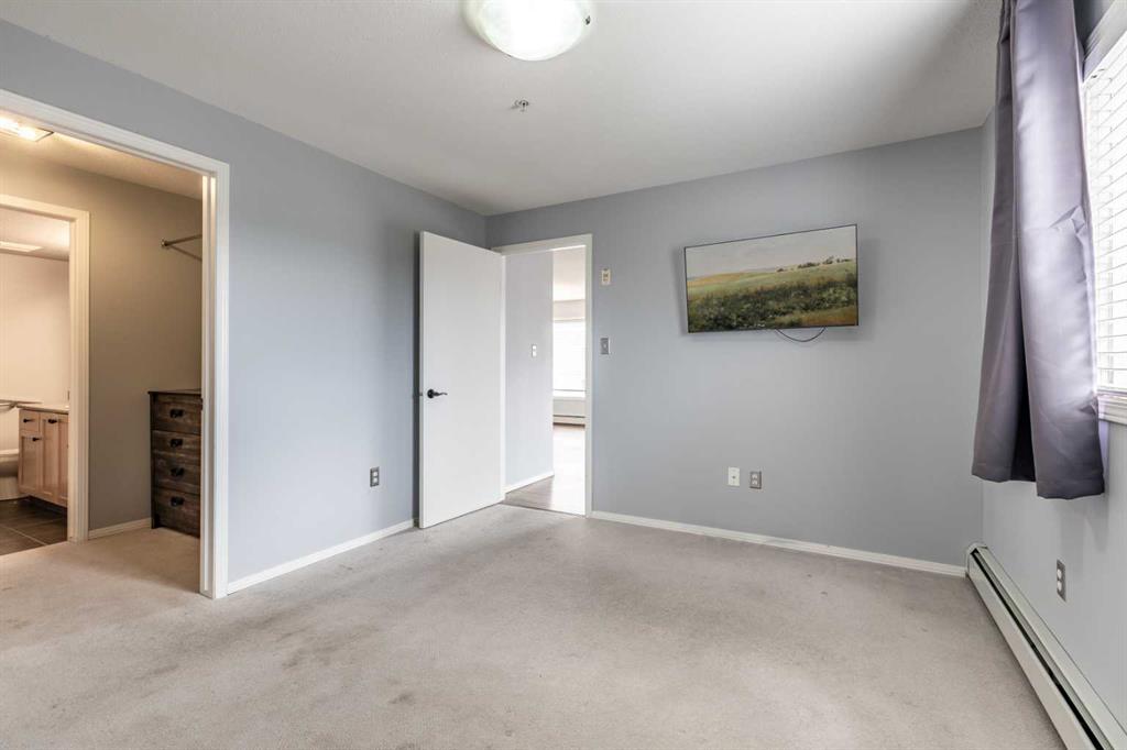 #220 1648 Saamis Drive NW
