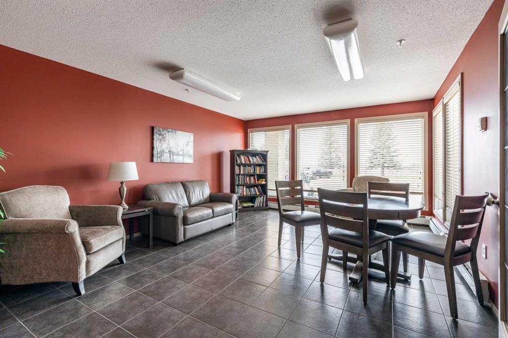 #220 1648 Saamis Drive NW