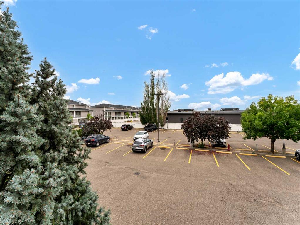 #11 298 Somerset Way SE