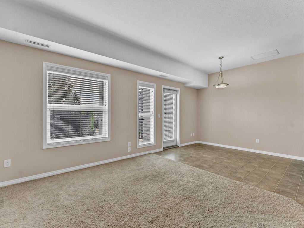 #11 298 Somerset Way SE
