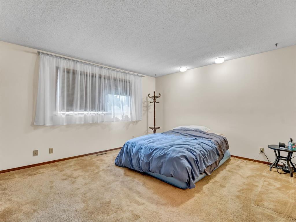 38 Rossland Crescent SE