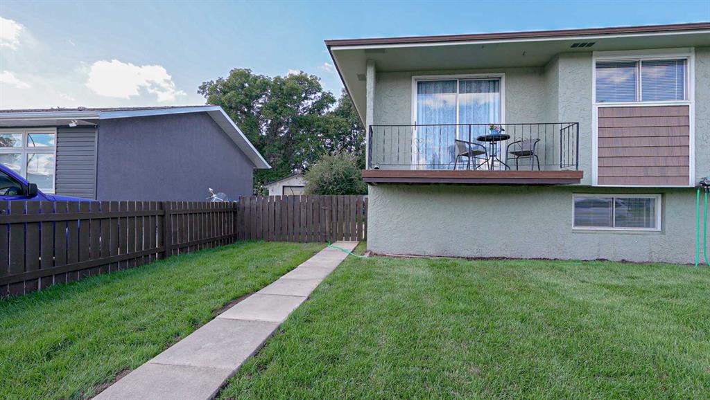 48 Clelland Crescent SE