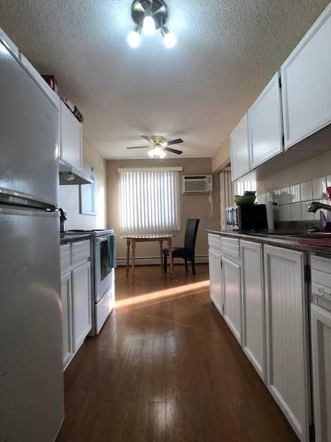 #315 663 12 Street NW