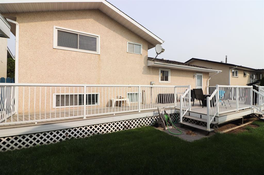 444 Sissons Crescent SE