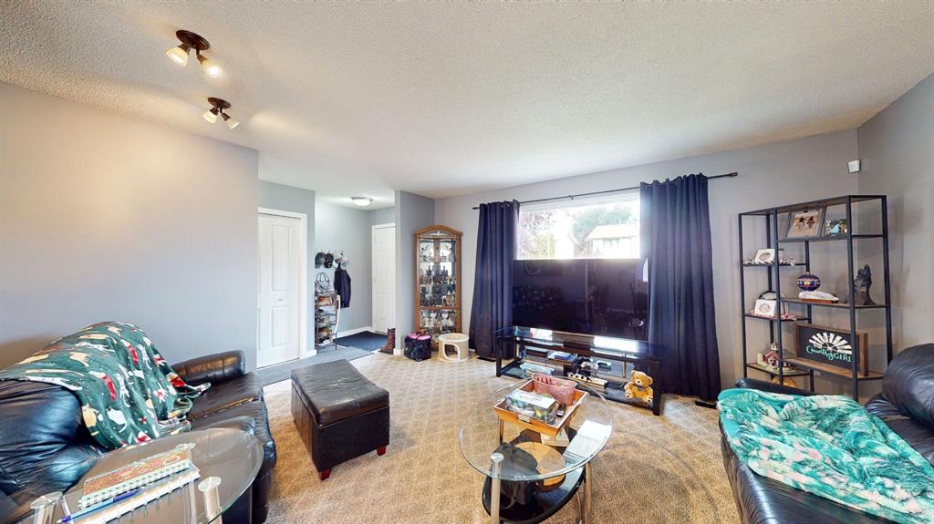 444 Sissons Crescent SE
