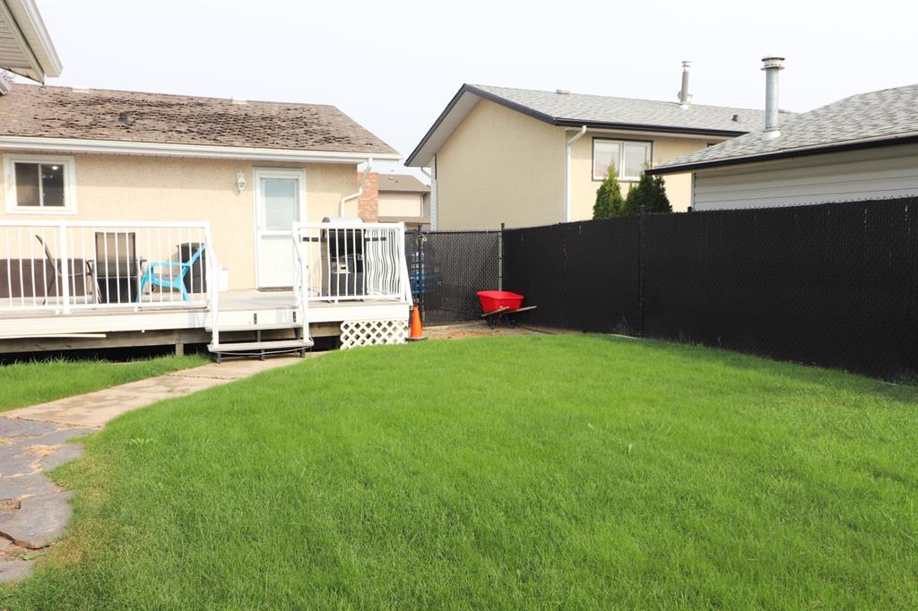 444 Sissons Crescent SE