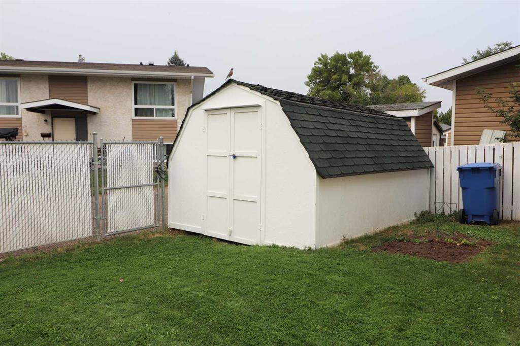 #71 2248 Southview Drive SE