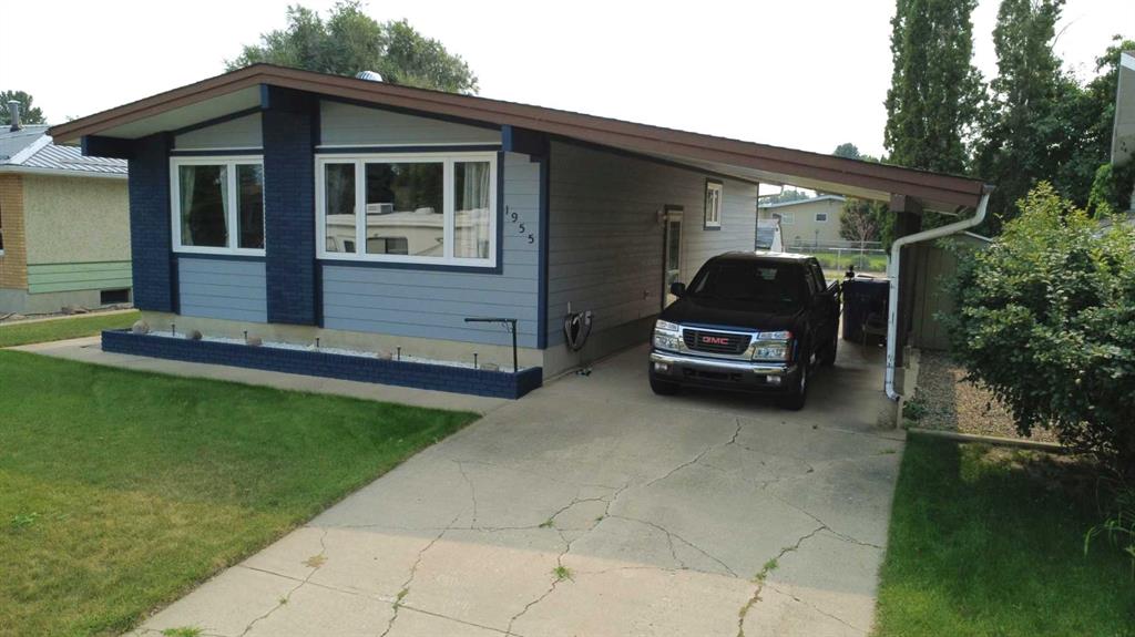 1955 20 Street SE