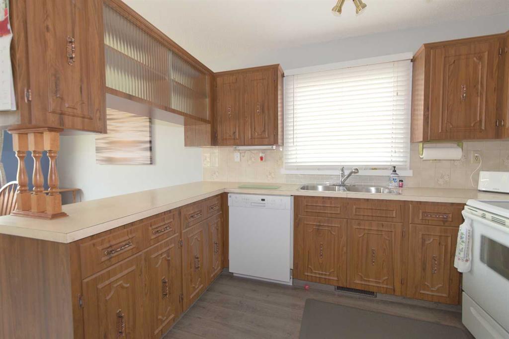 1955 20 Street SE