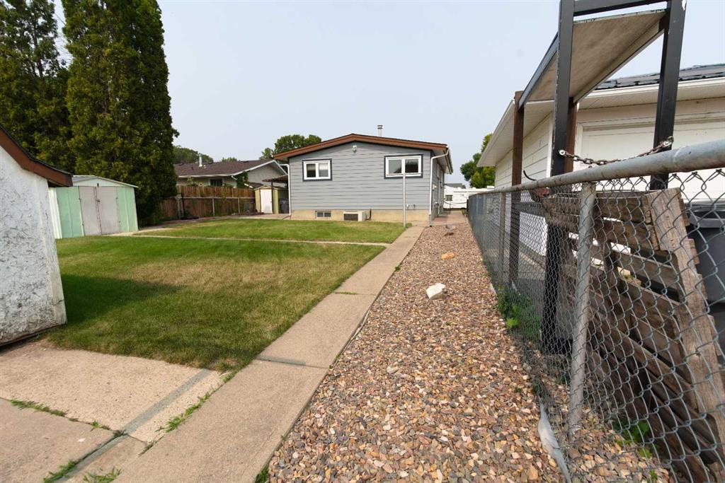 1955 20 Street SE