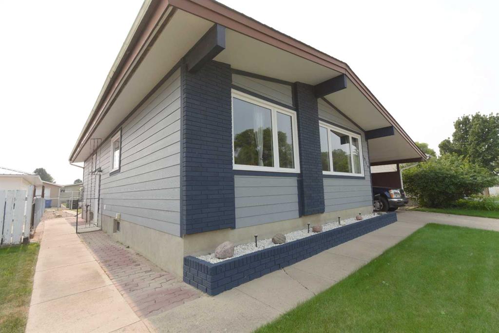 1955 20 Street SE