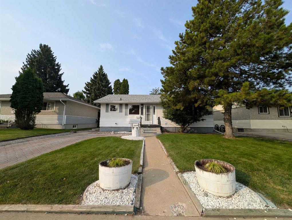 2788 Dunmore Road SE, Medicine Hat