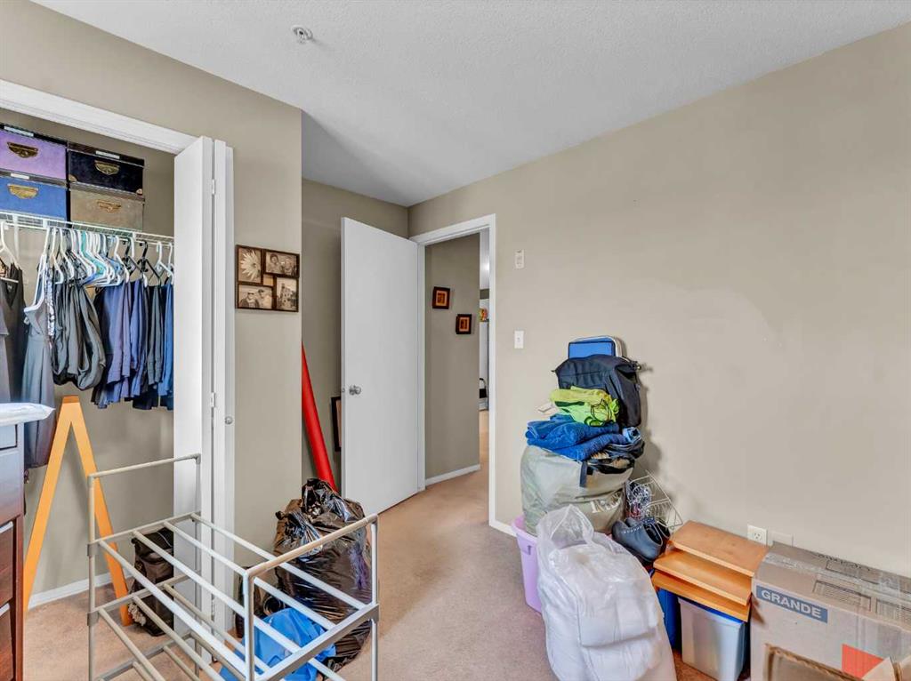 #304 1648 Saamis Drive NW