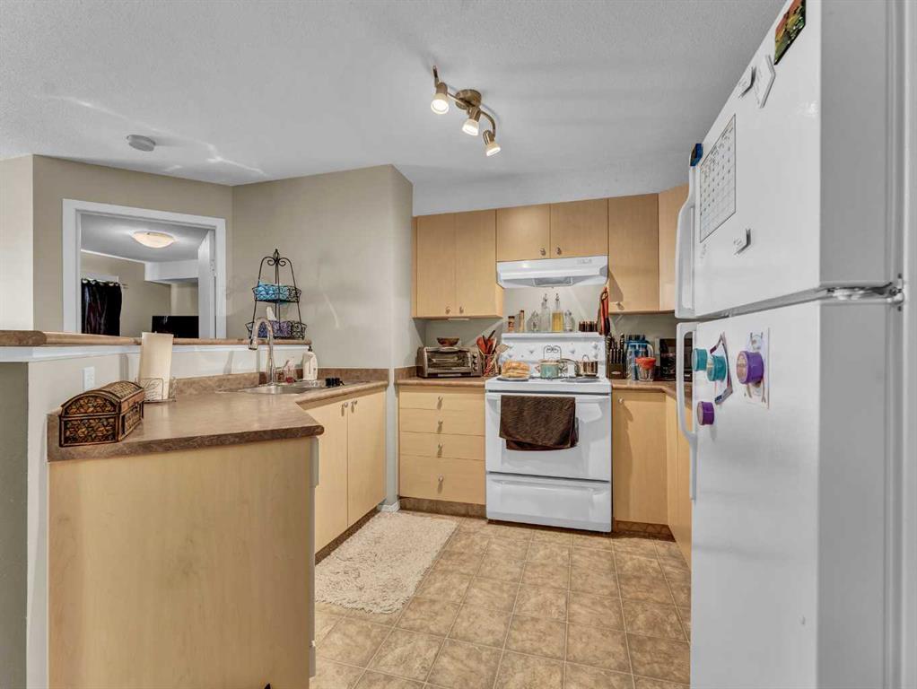 #304 1648 Saamis Drive NW