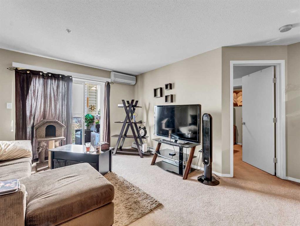 #304 1648 Saamis Drive NW