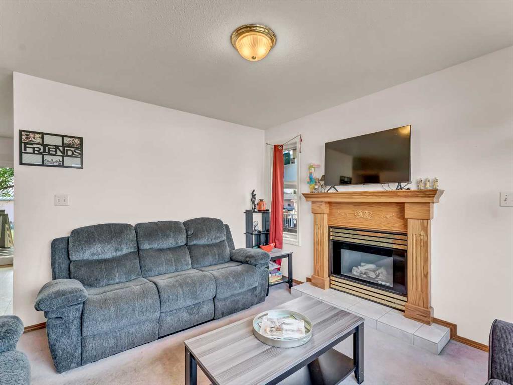 120 Shannon Crescent SE