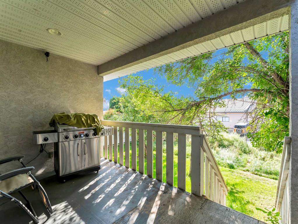 120 Shannon Crescent SE