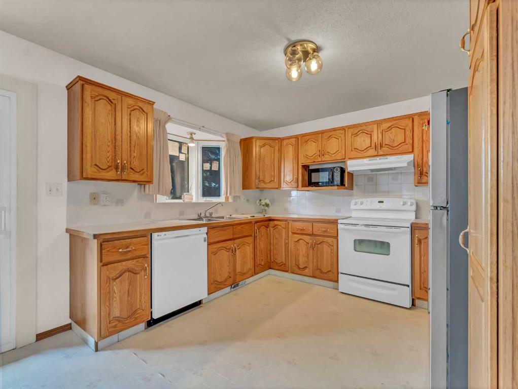 120 Shannon Crescent SE
